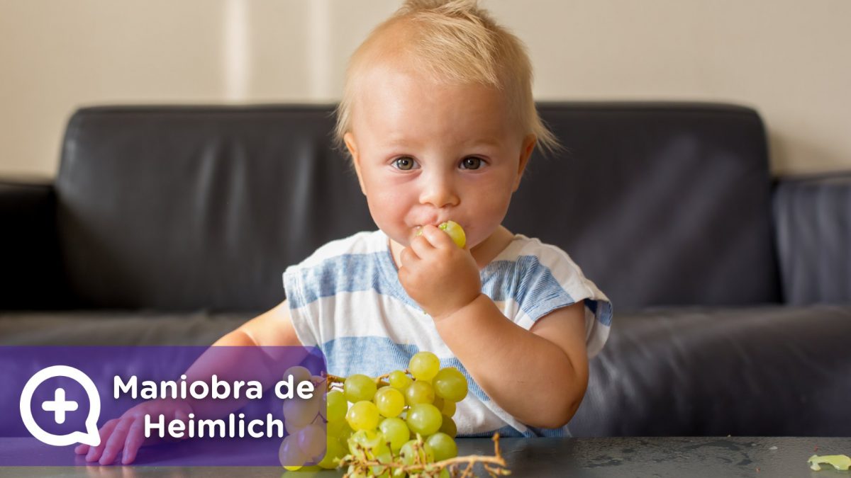 Maniobra de Heimlich. Atragantamiento en niños. comiendo uvas. qué hacer y qué no hacer. padres, madres. Mediquo. Tu amigo médico. Urgencia. Chat médico.