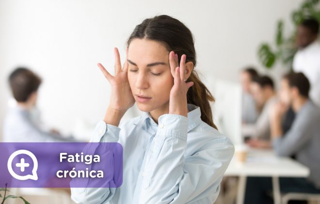 Sindrome fatiga crónica. Agotamiento mental y físico. Ansiedad. Mujer. Mediquo, Tu amigo médico. Chat médico.