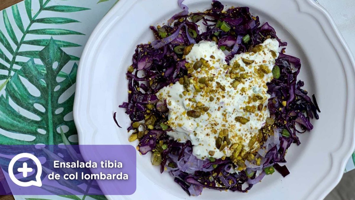 Receta ensalada tibia de col lombarda, recetas fáciles, recetas, mediquo, nutrición, salud